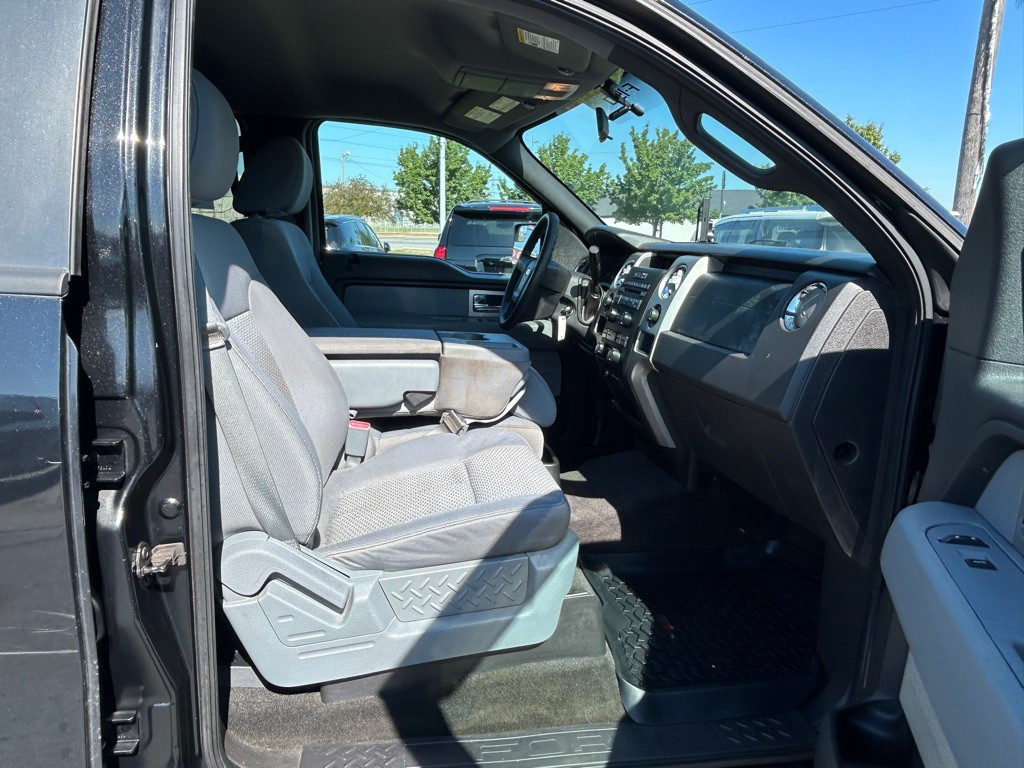2011 Ford F-150 Image 11