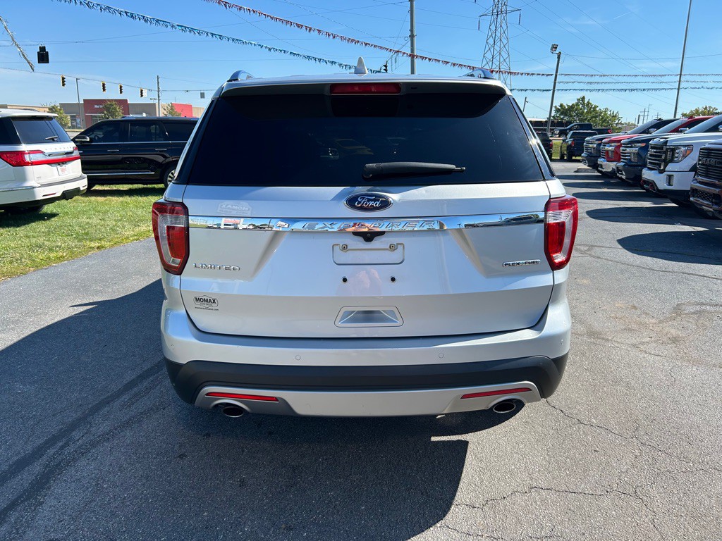 2016 Ford Explorer Image 8