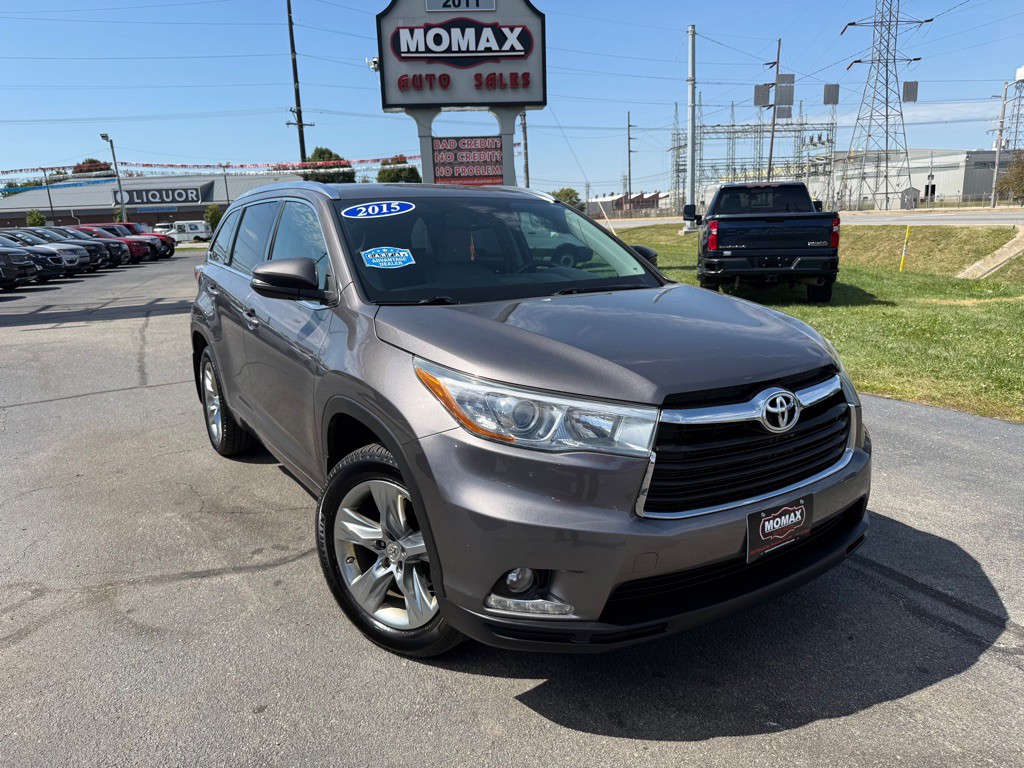 2015 Toyota Highlander Image 2