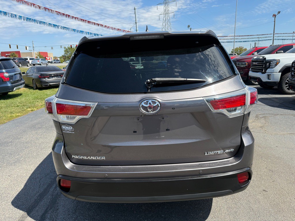 2015 Toyota Highlander Image 6
