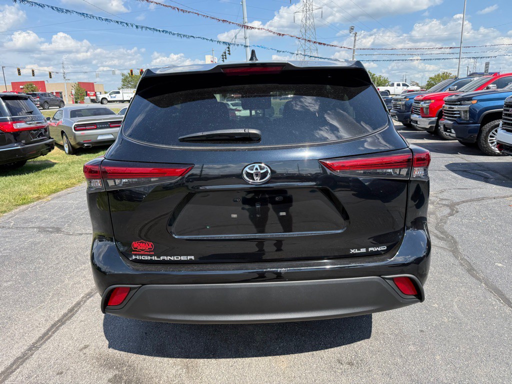 2022 Toyota Highlander Image 6