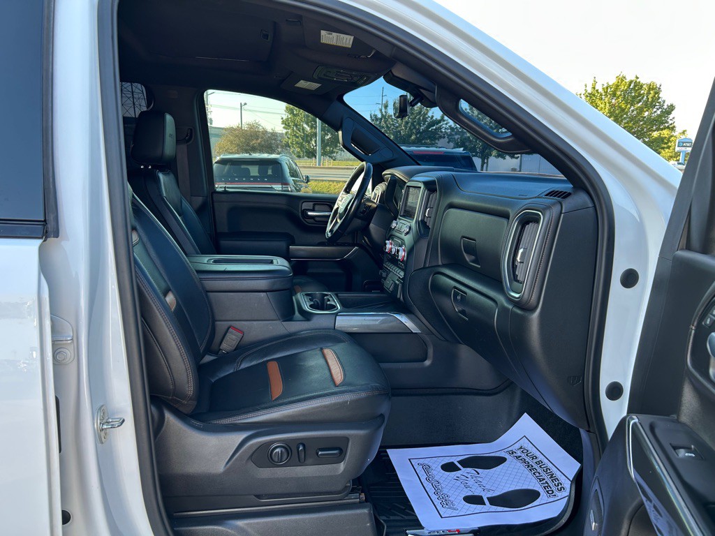 2020 GMC Sierra Image 11
