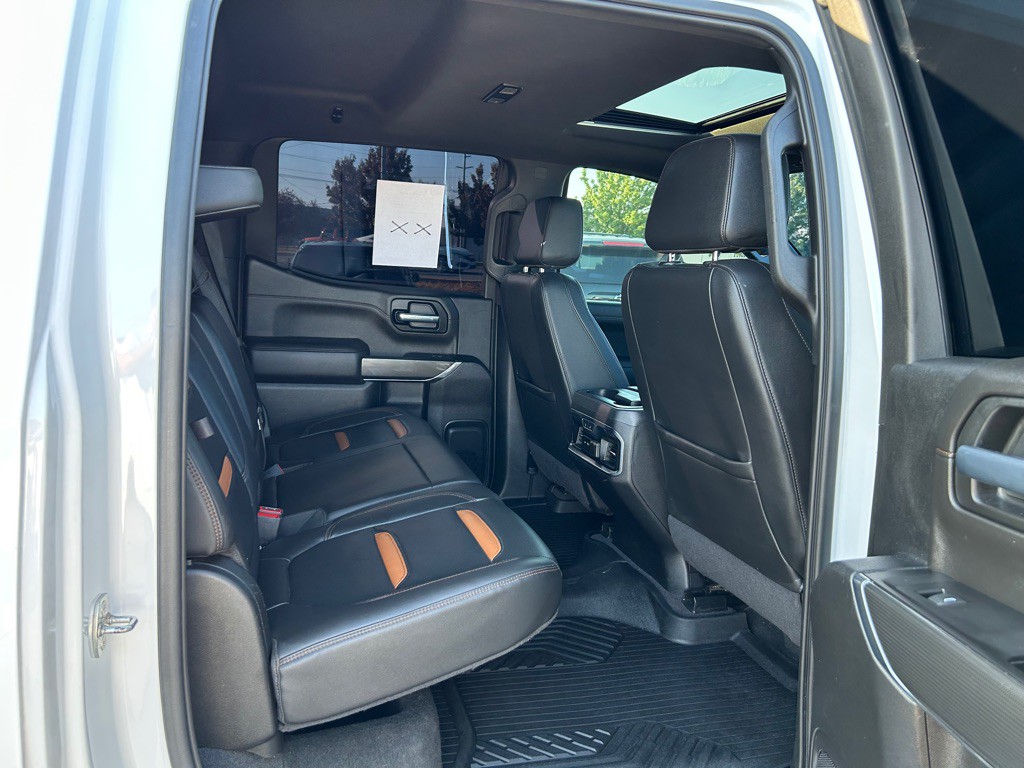 2020 GMC Sierra Image 12