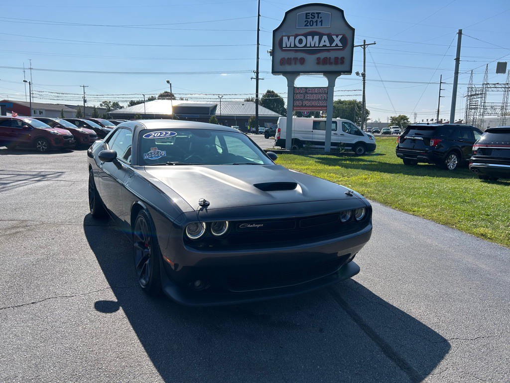 2022 Dodge Challenger Image 4