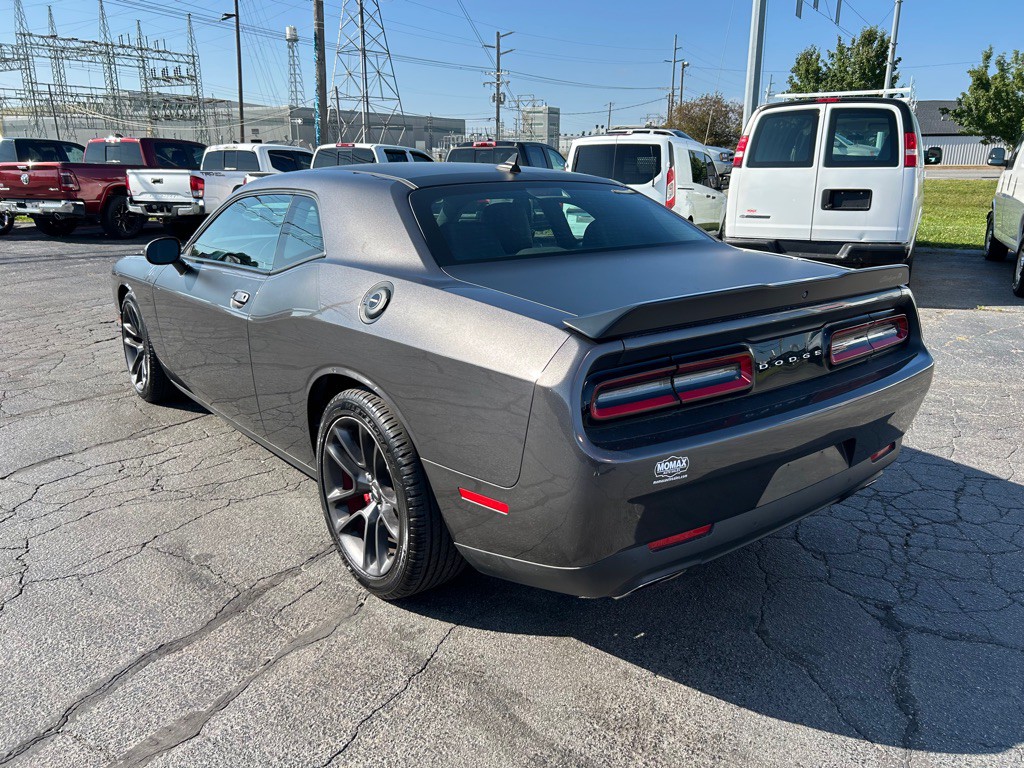2022 Dodge Challenger Image 7