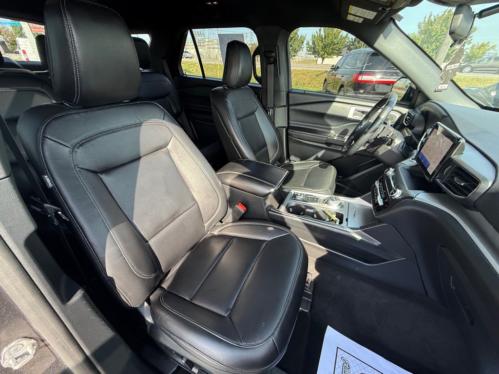 2020 Ford Explorer Image 17