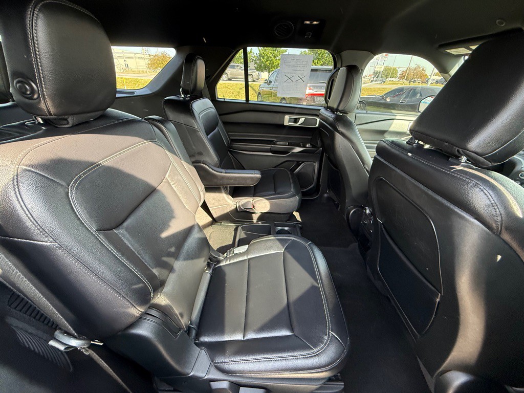 2020 Ford Explorer Image 18