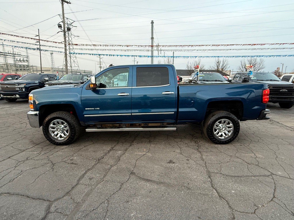 2019 Chevrolet Silverado 1500 Image 9