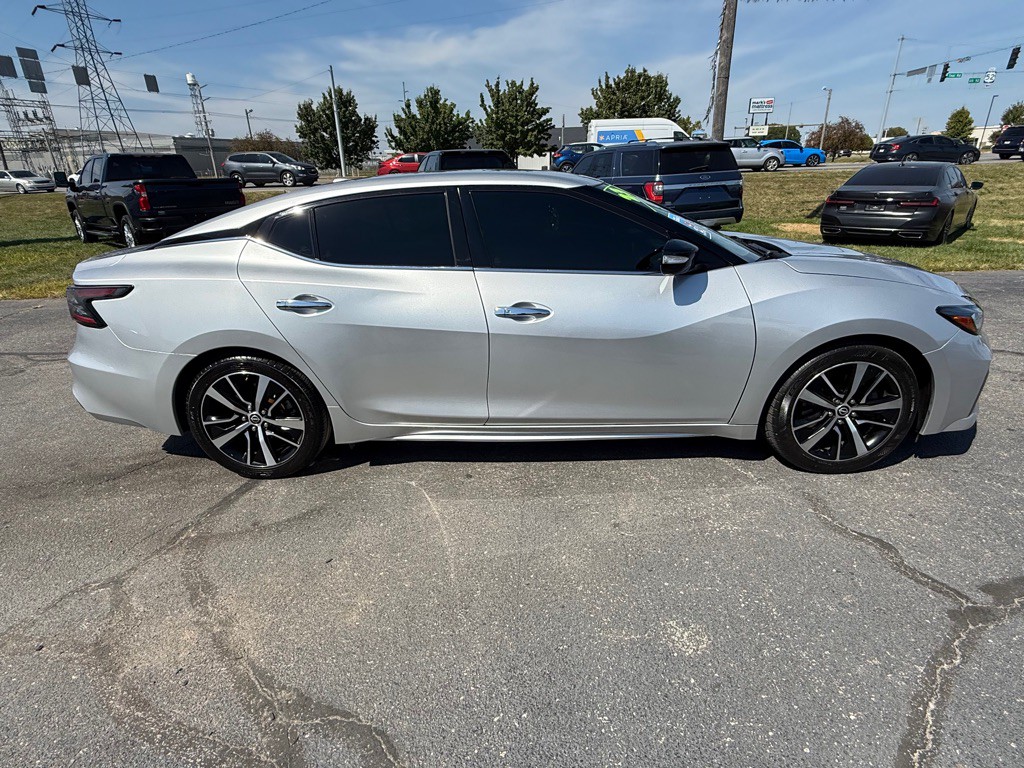2023 Nissan Maxima Image 8