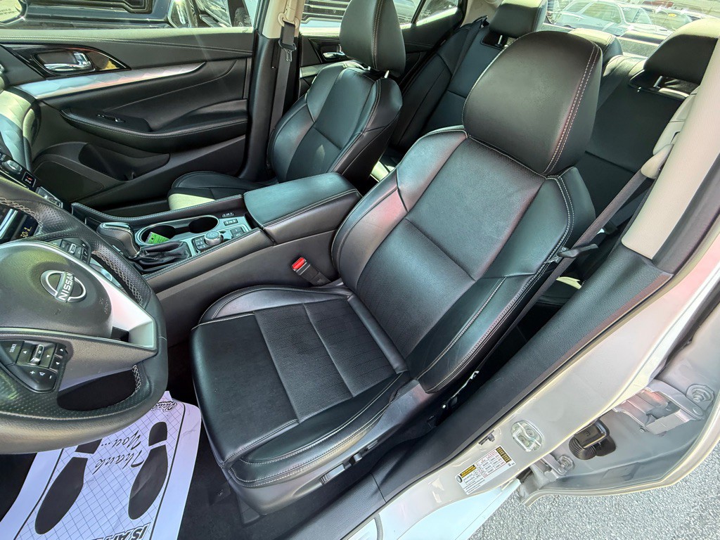 2023 Nissan Maxima Image 17