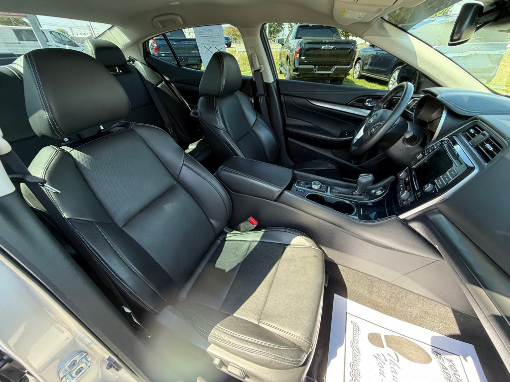 2023 Nissan Maxima Image 18