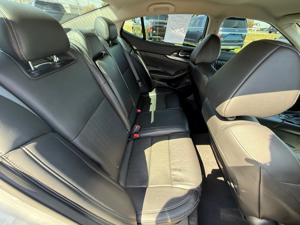 2023 Nissan Maxima Image 19