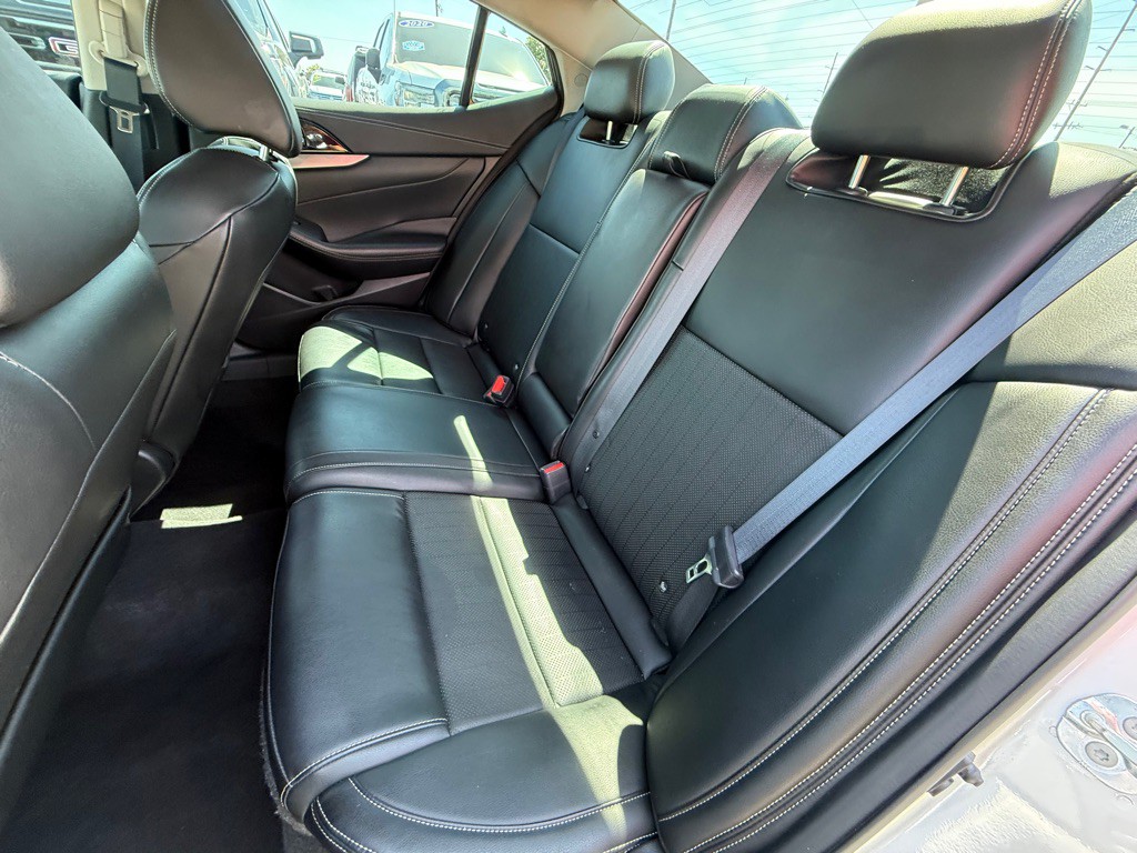 2023 Nissan Maxima Image 20