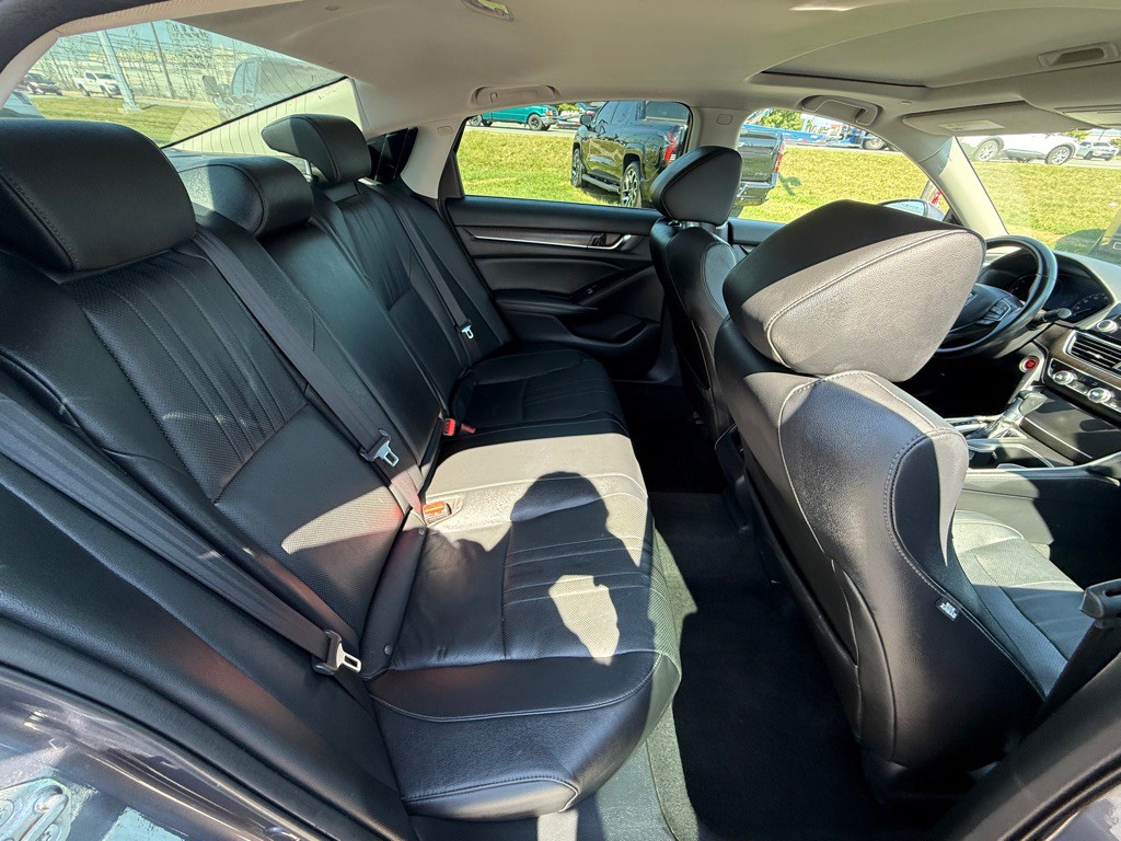 2019 Honda Accord Image 19