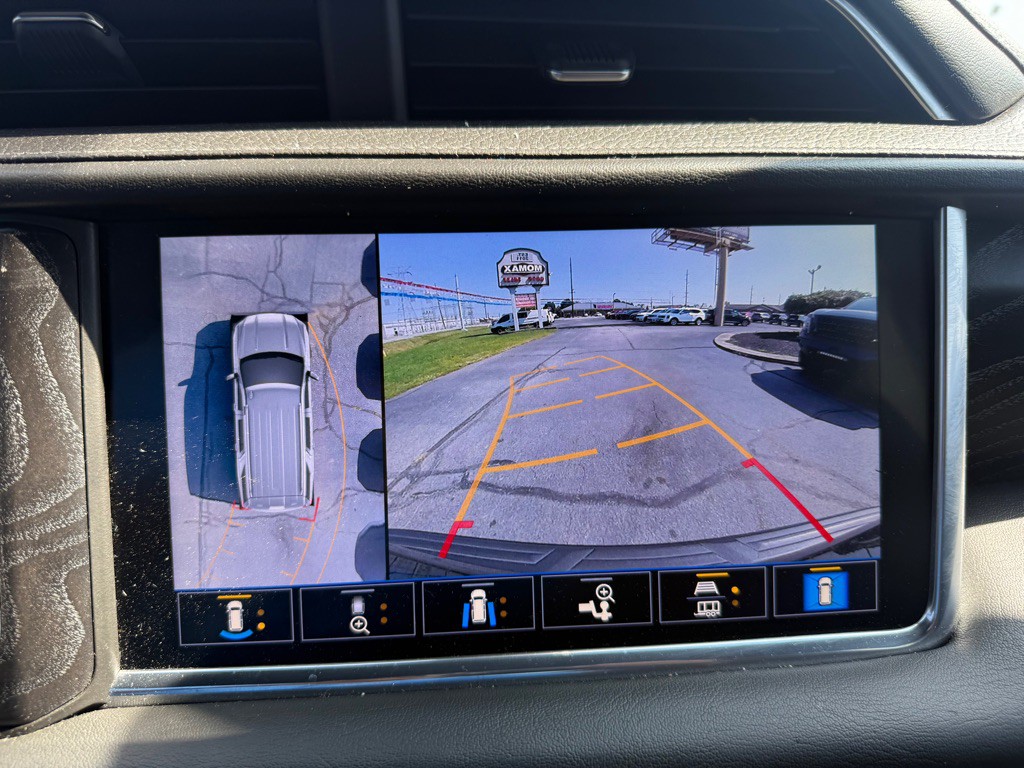 2021 GMC Yukon Image 14