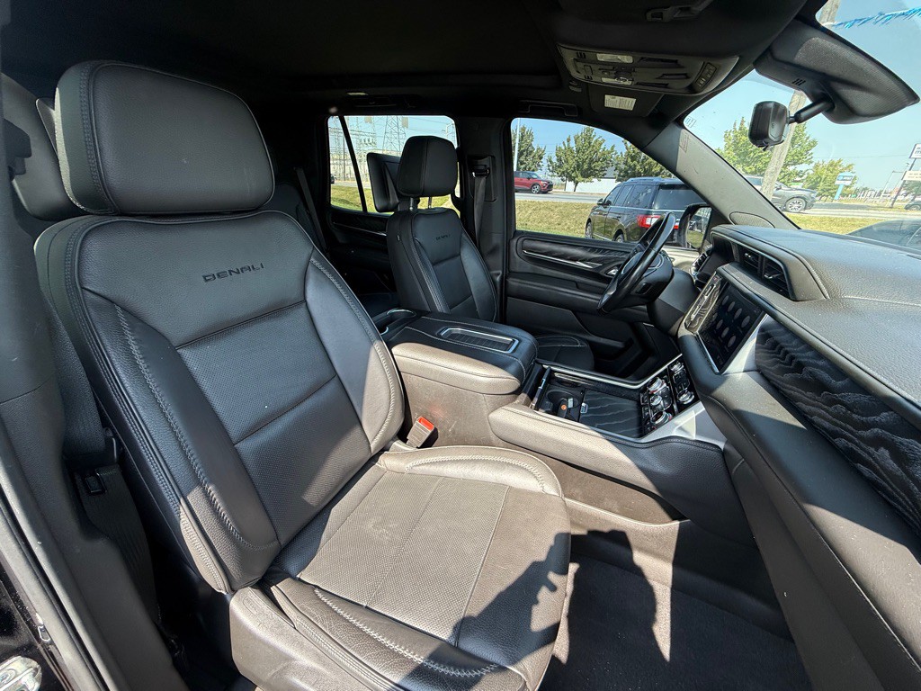 2021 GMC Yukon Image 22