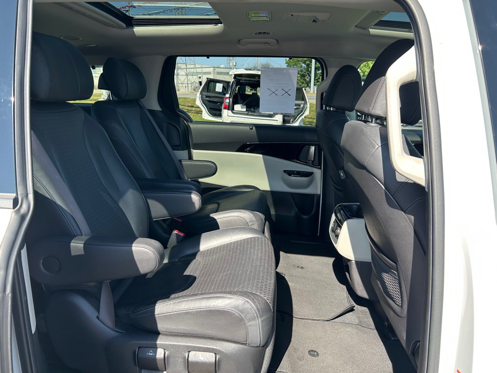 2023 Kia Carnival Image 12