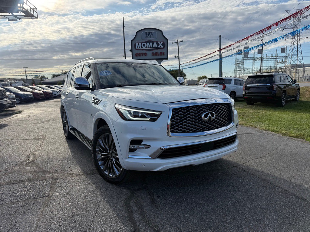 2018 INFINITI QX80 Image 2