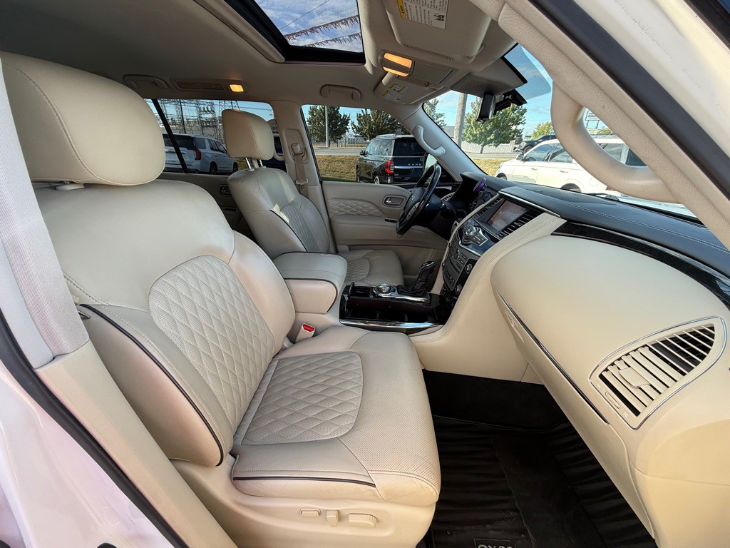 2018 INFINITI QX80 Image 19