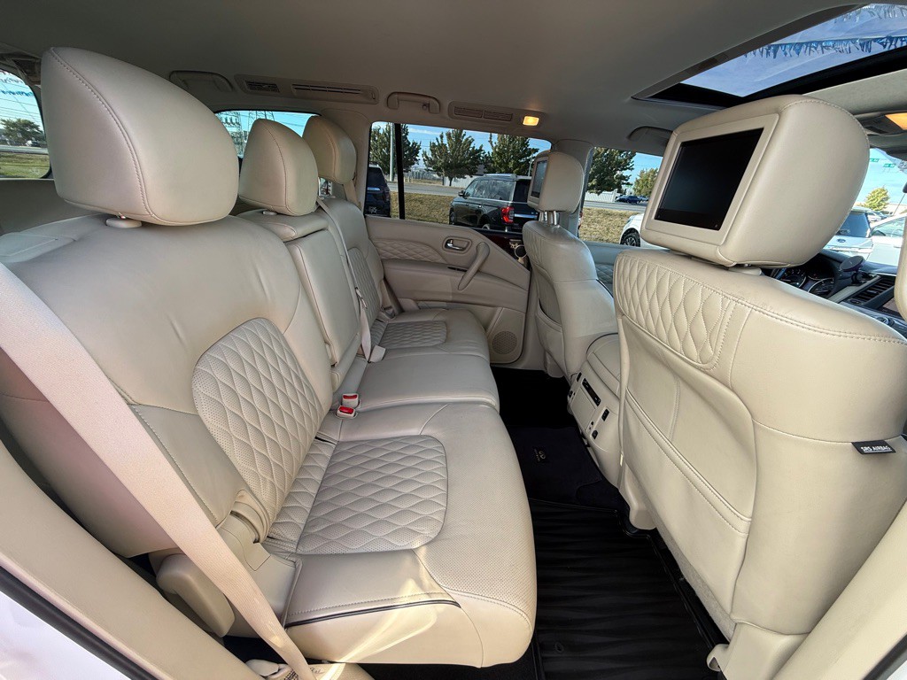 2018 INFINITI QX80 Image 21