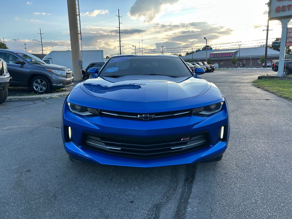 2017 Chevrolet Camaro Image 3