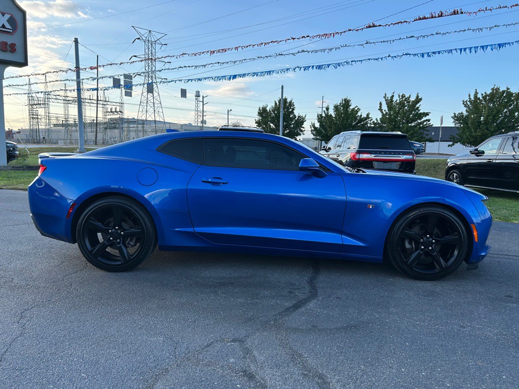 2017 Chevrolet Camaro Image 10