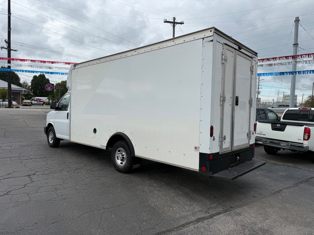 2020 Chevrolet Express Image 4