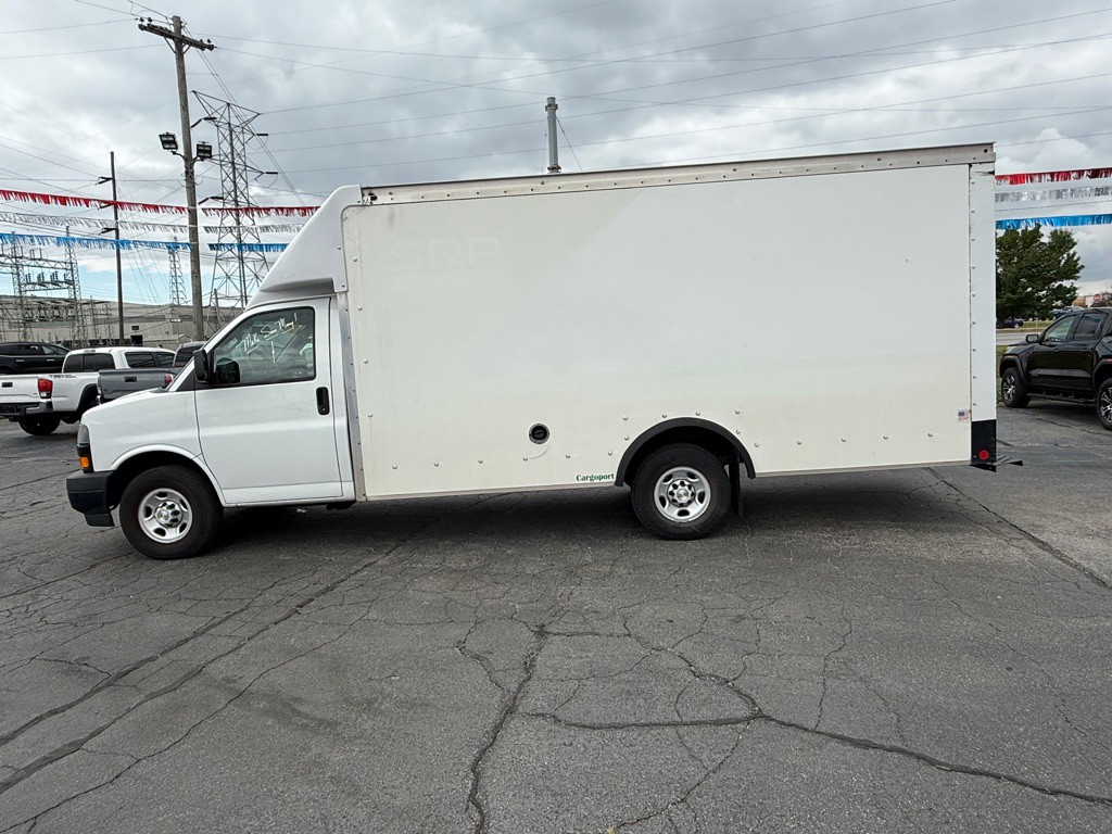 2020 Chevrolet Express Image 5