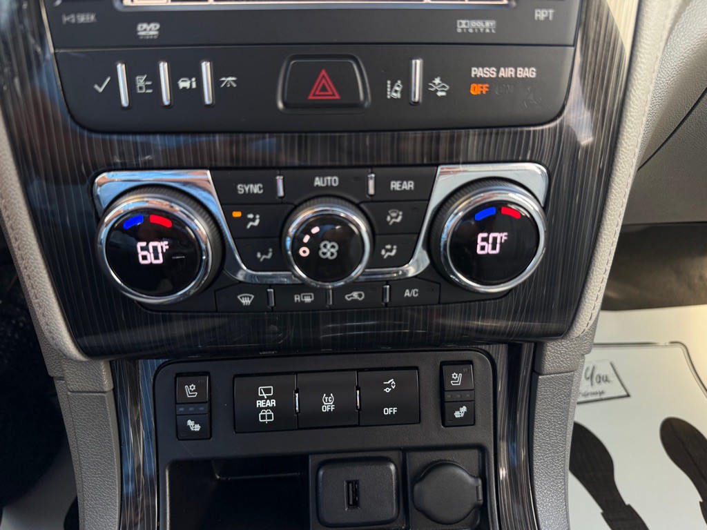 2015 Chevrolet Traverse Image 12