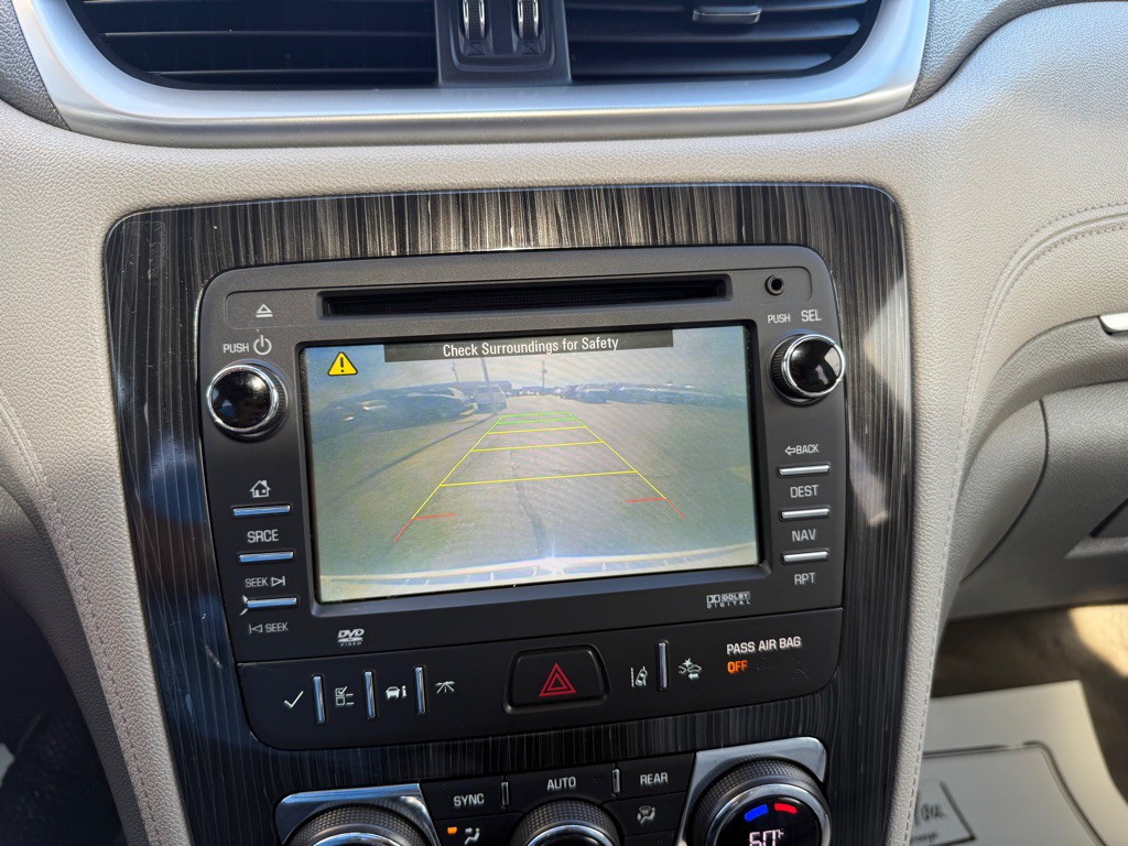 2015 Chevrolet Traverse Image 14