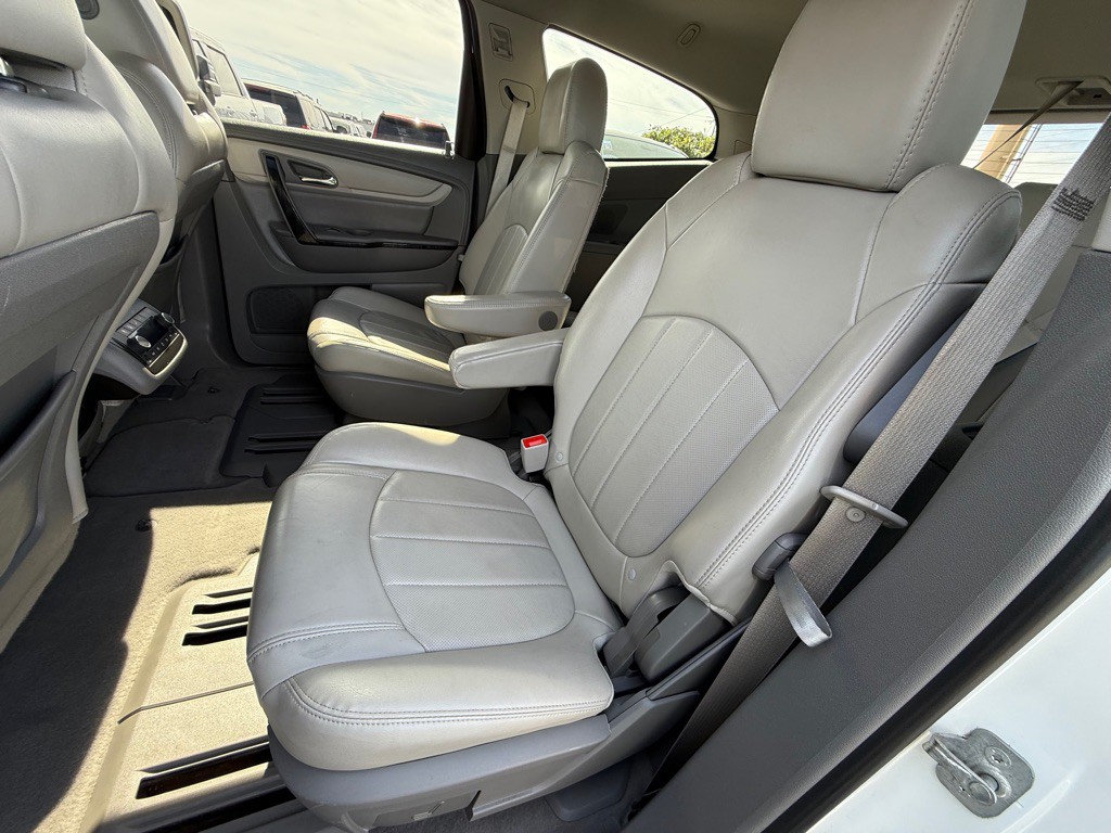 2015 Chevrolet Traverse Image 18