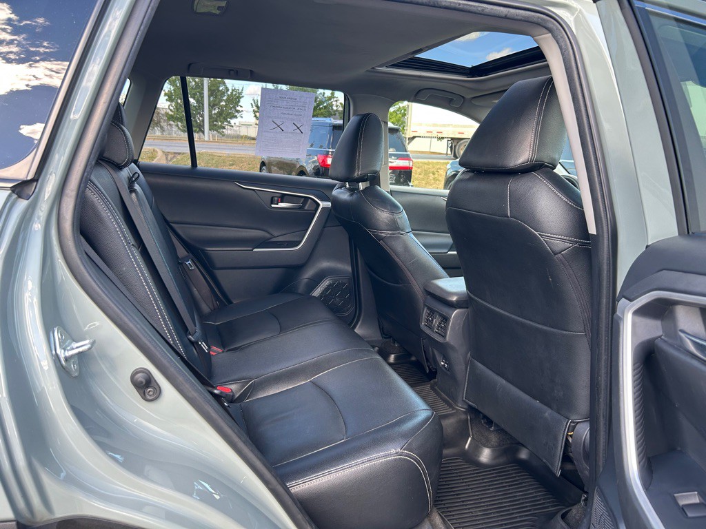 2019 Toyota Rav4 Image 12