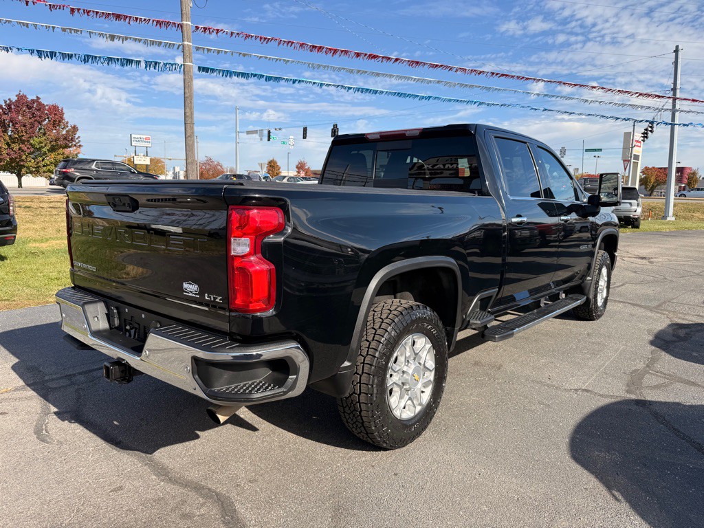 2023 Chevrolet Silverado 1500 Image 7
