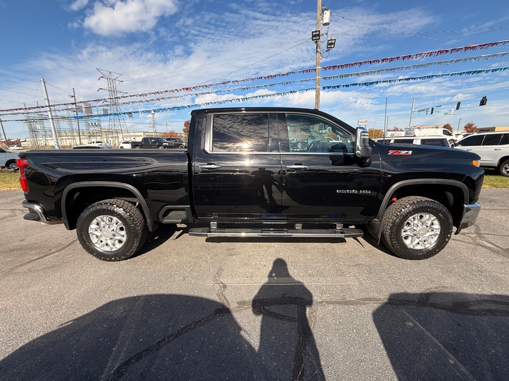 2023 Chevrolet Silverado 1500 Image 8