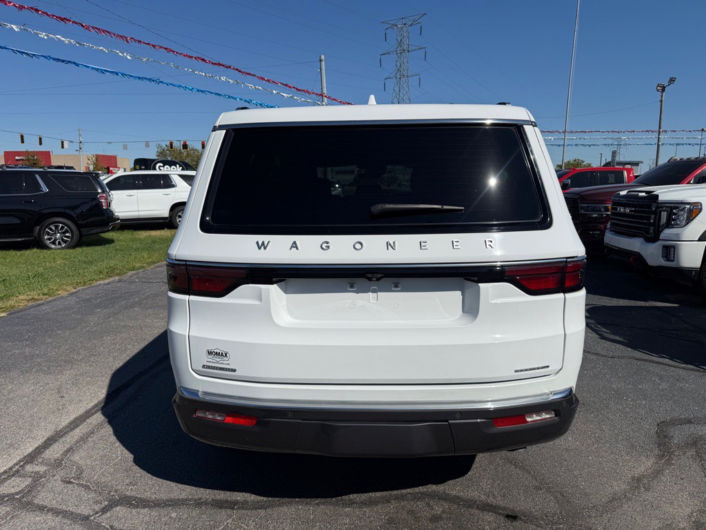 2022 Jeep Wagoneer Image 6