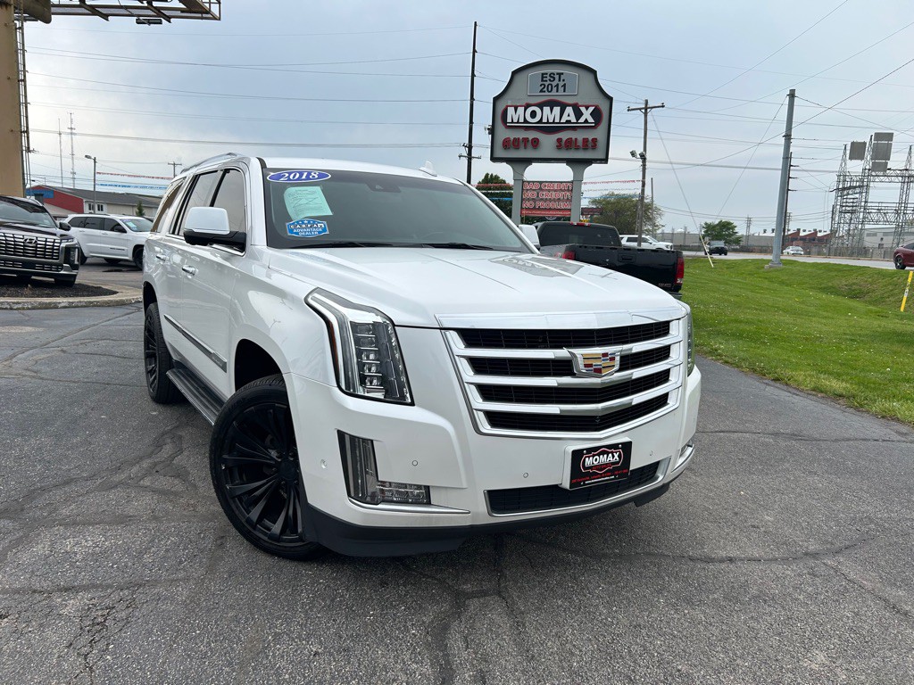2018 Cadillac Escalade Image 1