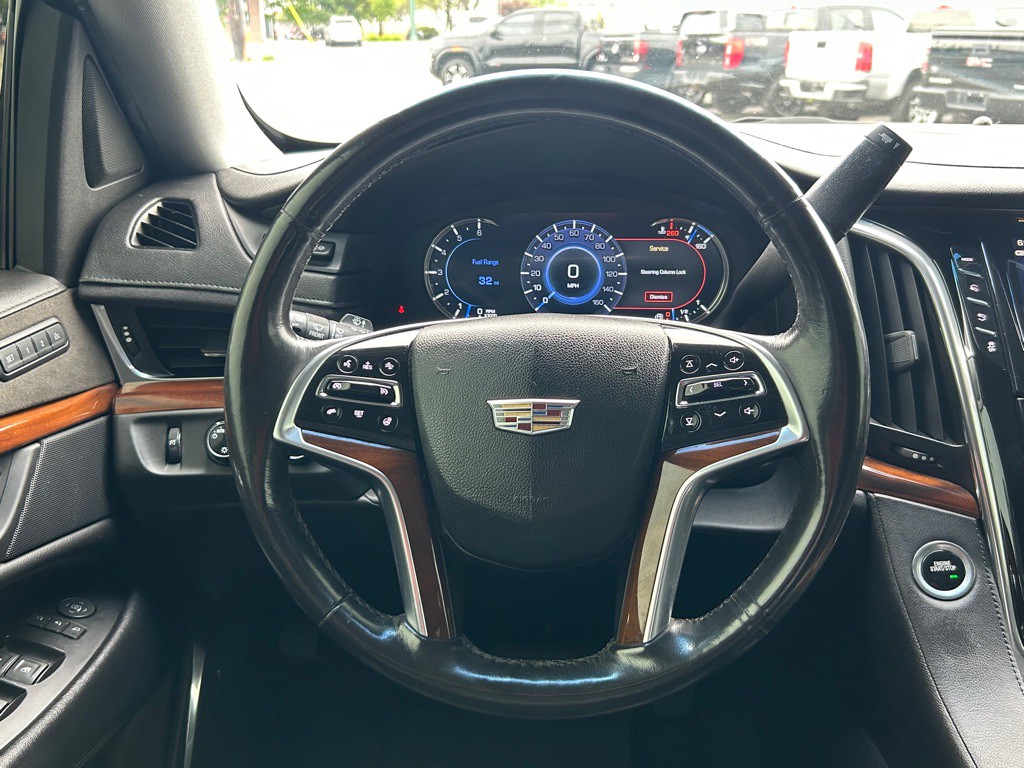 2018 Cadillac Escalade Image 18