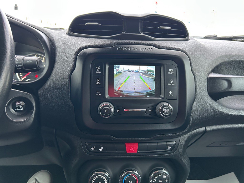 2017 Jeep Renegade Image 20