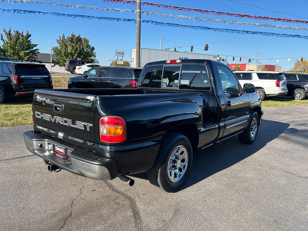 2005 Chevrolet Silverado 1500 Image 9