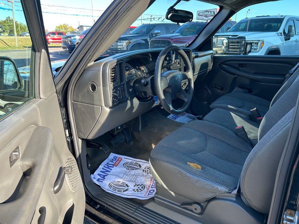 2005 Chevrolet Silverado 1500 Image 13