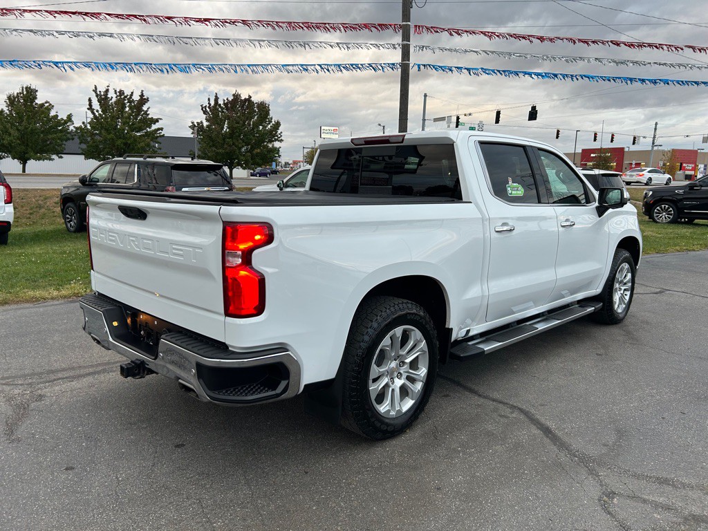 2023 Chevrolet Silverado 1500 Image 9