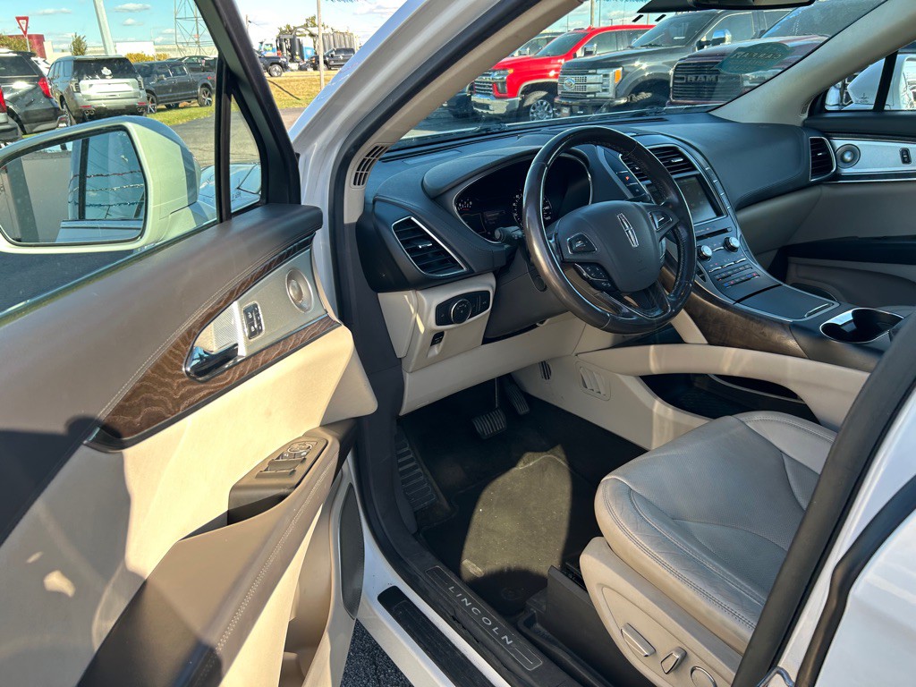 2016 Lincoln MKX Image 16
