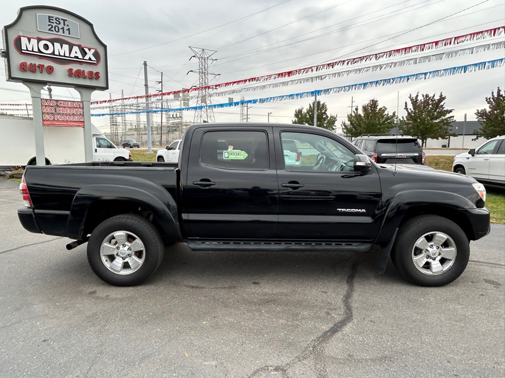 2015 Toyota Tacoma Image 10