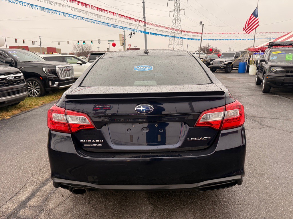 2018 Subaru Legacy Image 6