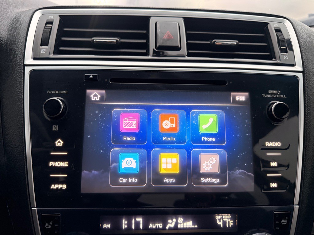 2018 Subaru Legacy Image 13