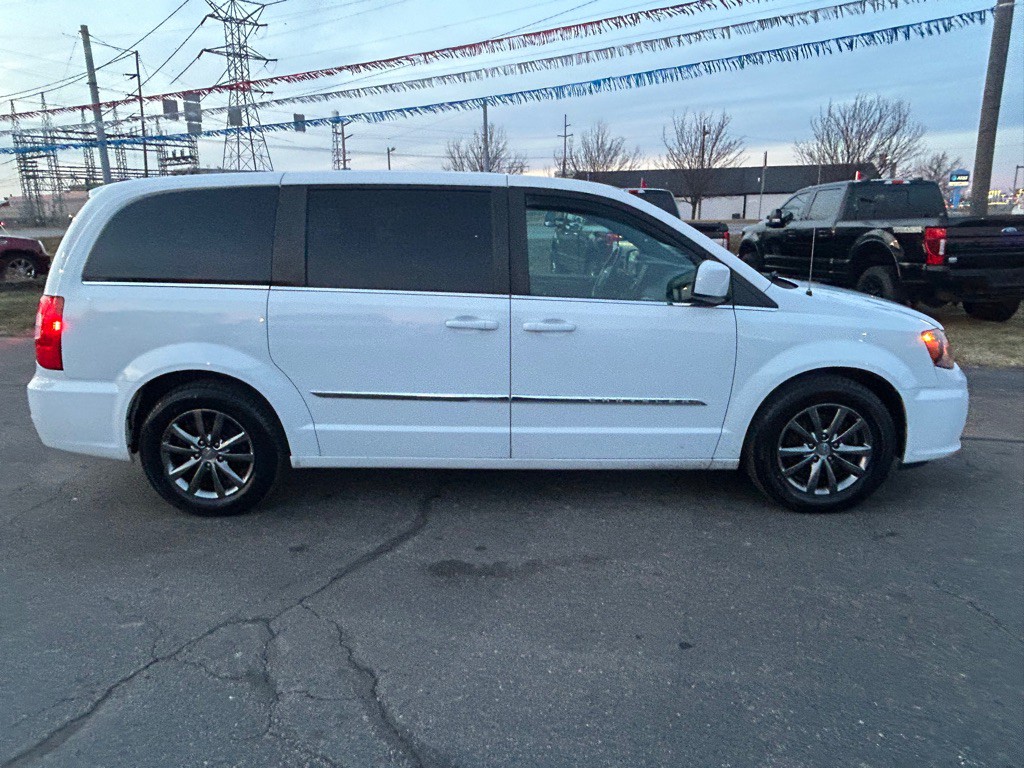 2017 Dodge Grand Caravan Image 10