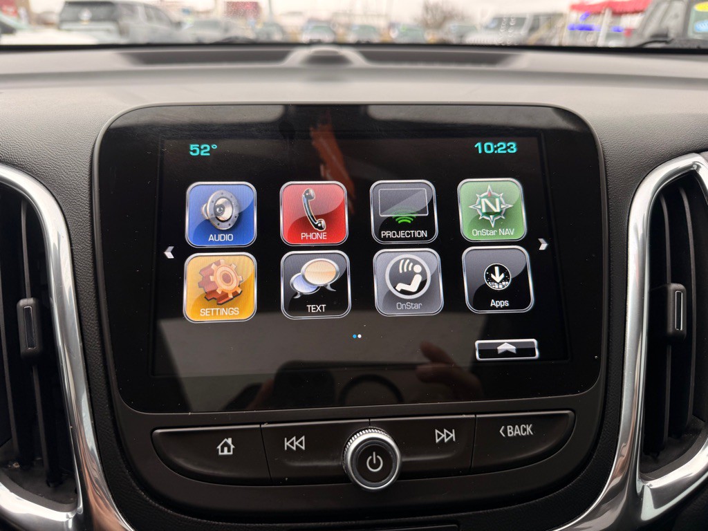 2018 Chevrolet Equinox Image 11