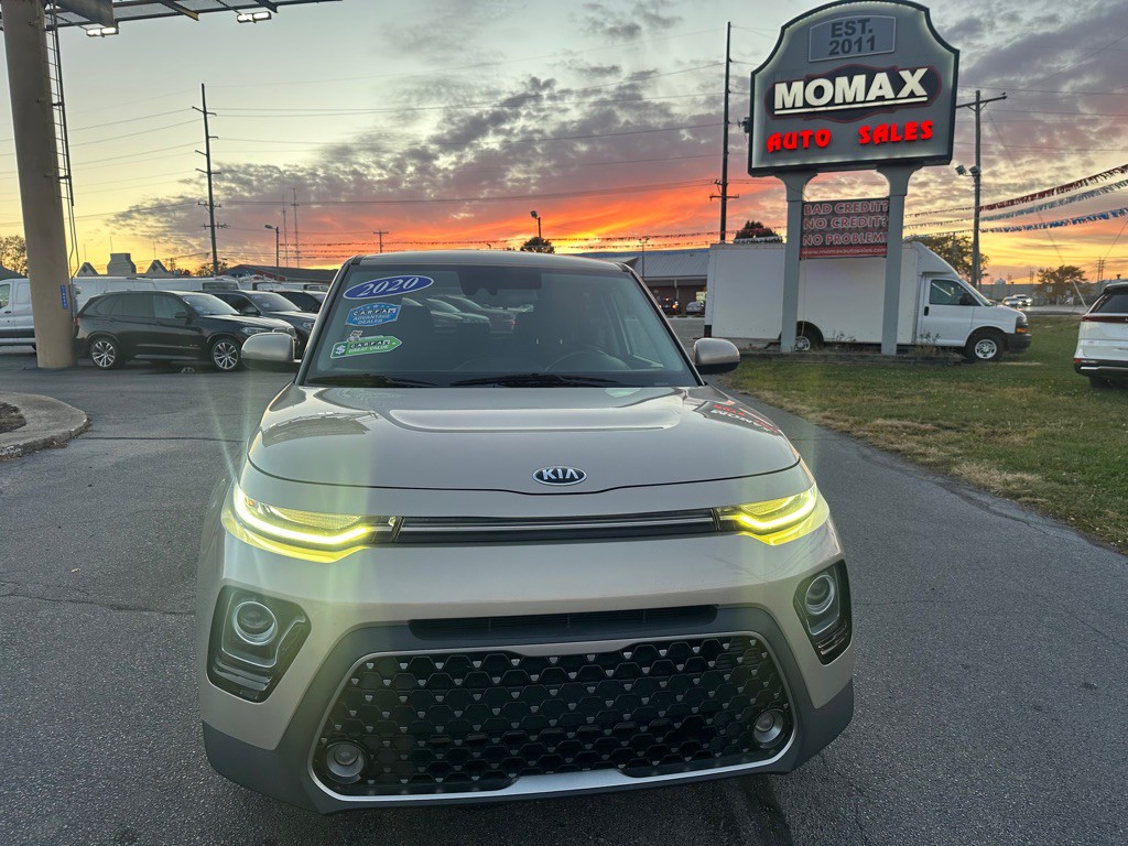 2020 Kia Soul Image 2