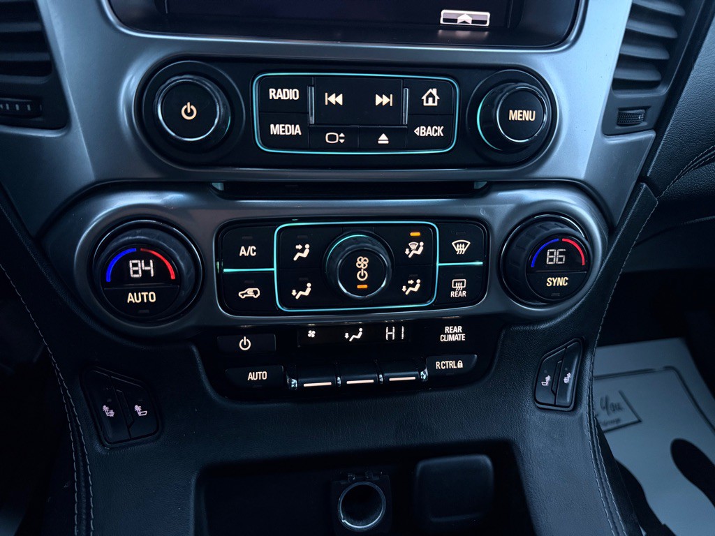 2015 Chevrolet Tahoe Image 14