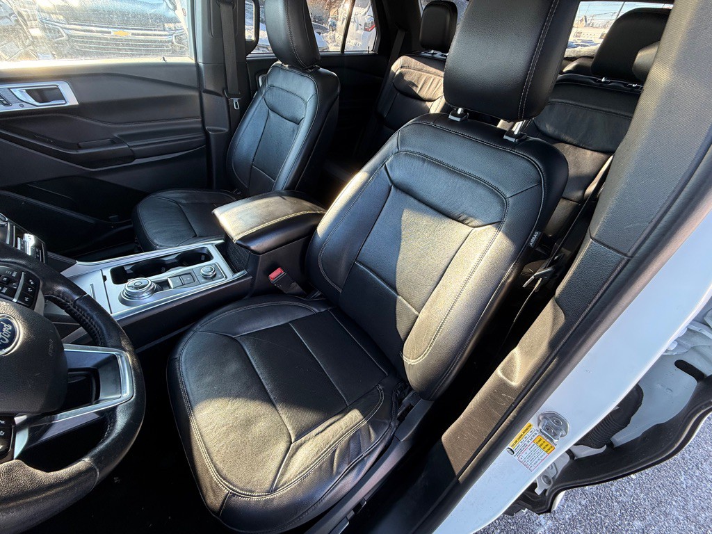 2020 Ford Explorer Image 17